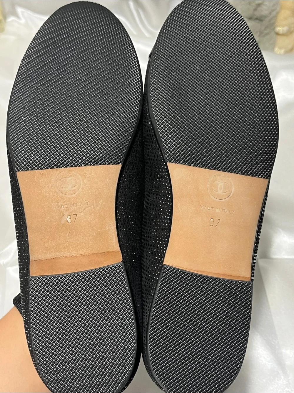 CHANEL Black Bow Cap-Toe Ballet Flats with CC Logo